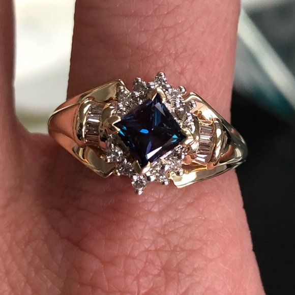 Jewelry - 14k Gold Alexandrite Diamond Ring